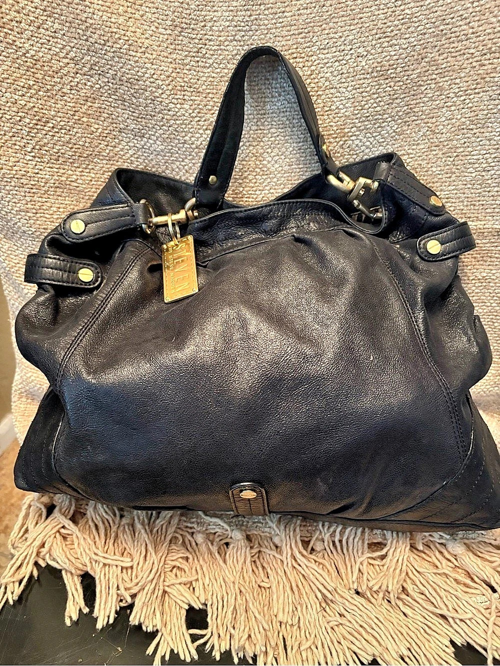 Steve Madden black hobo